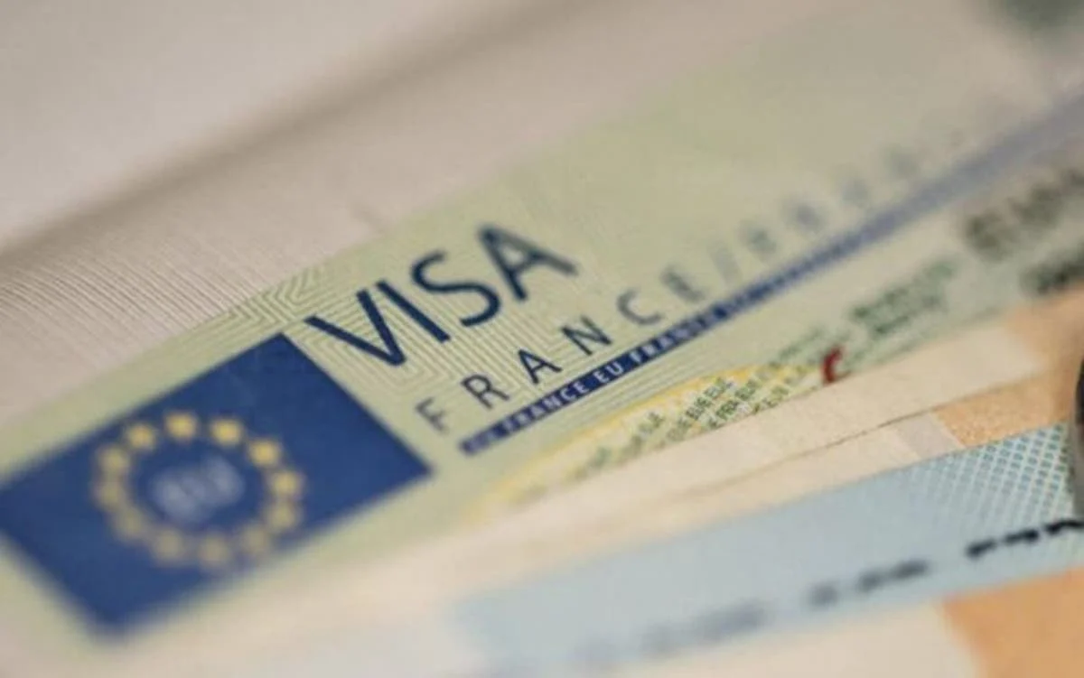 Actualités – Le dossier « Visa » aboutit au Parlement français