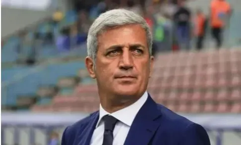 Vladimir Petkovic Attendu Alger