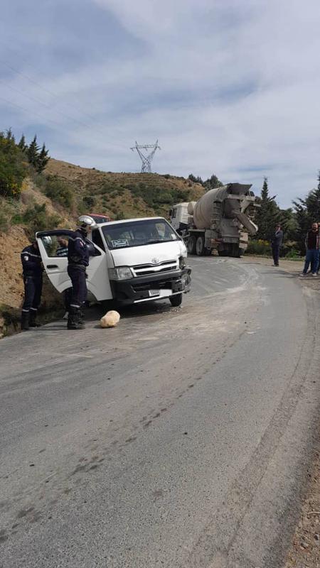 متوف وأربعة جرحى في حادثين بالبويرة الخبر 8458