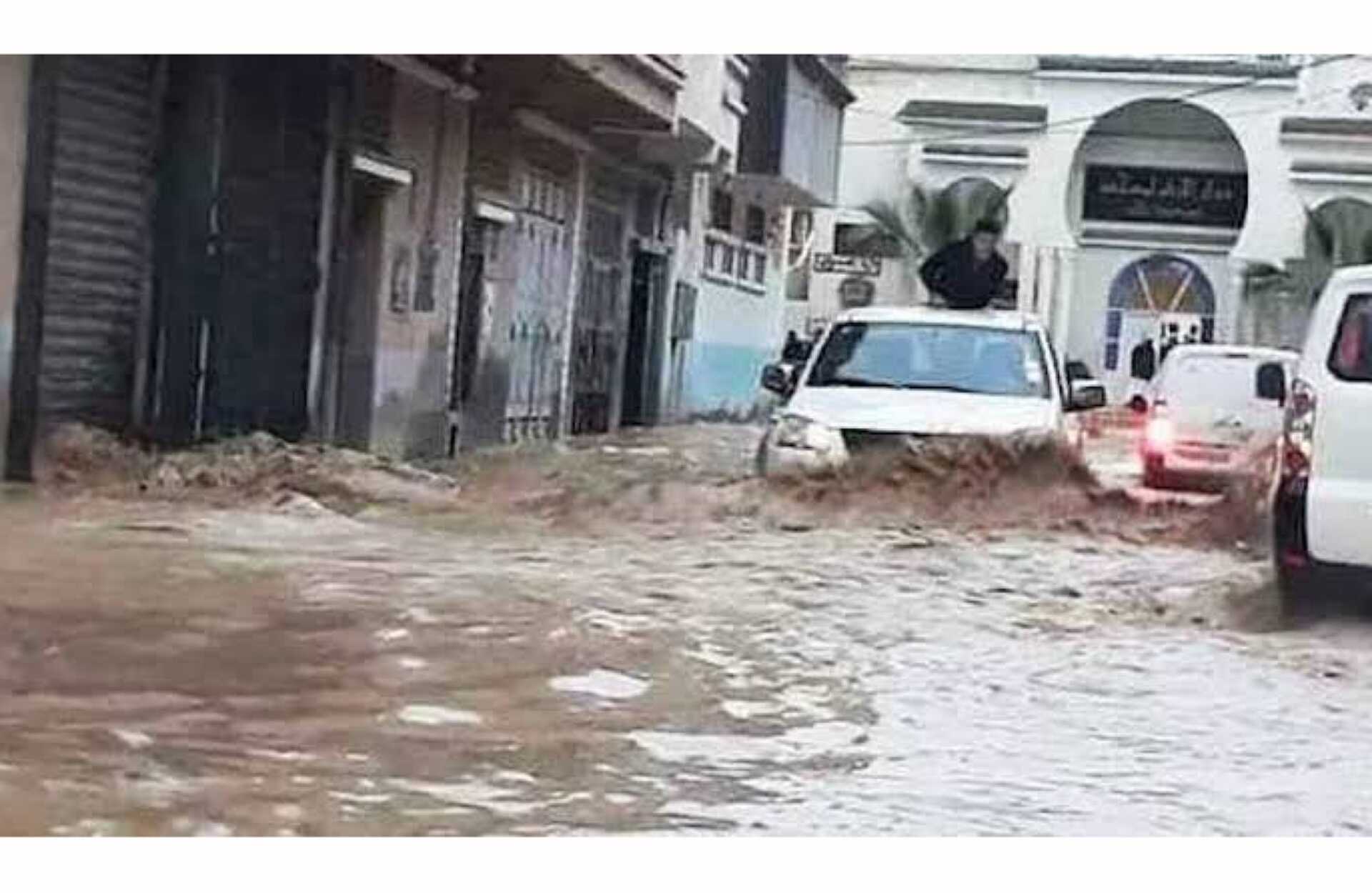 انقاذ اكثر من 170 شخصا محاصرا في الوديان بالاغواط